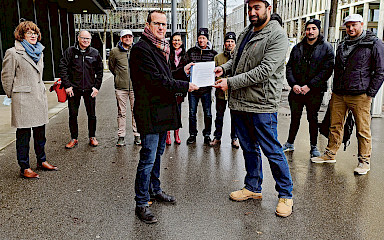 PETITION GEGEN UNGLEICHBEHANDLUNG