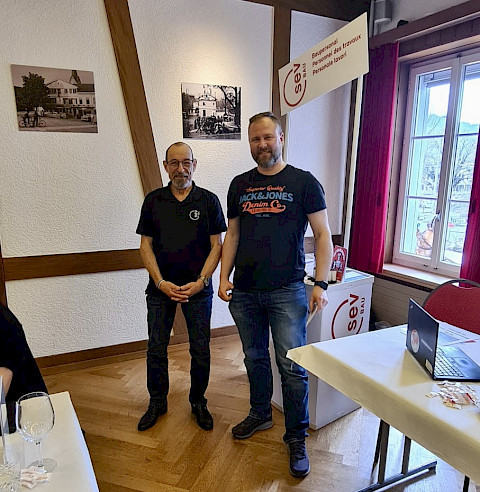 Reto Allemann (mit Pr&auml;sident) 20.Jahre SEV