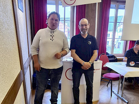 Sacha Spring (mit Pr&auml;sident) 30.Jahre SEV